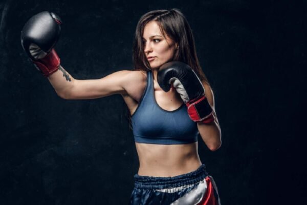 Kickboxing for Thighs: Do this exercise if you want to strengthen your legs