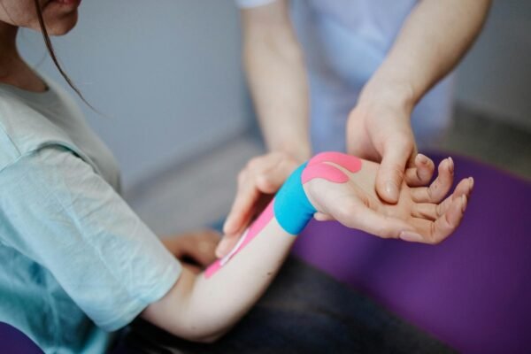Joint Pain in Winter: Doctor Shares 7 Orthopedic Solutions for Faster Relief