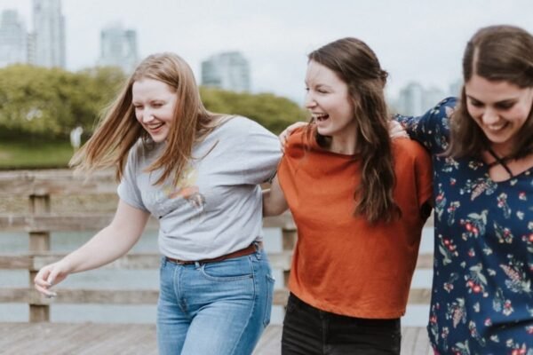 Want to be a best friend? Science says these 7 habits can strengthen any relationship