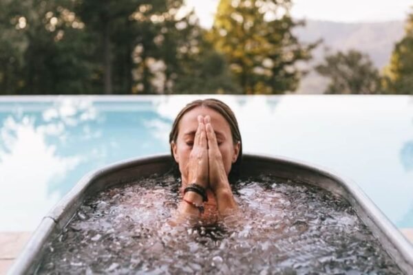 An ice bath for stress? A 10-minute dip in cold water could be the key to a sharper mind and better sleep, study says