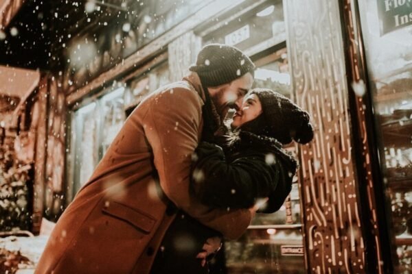 Asking for help can also be a subtle way to flirt and initiate romantic interactions: study