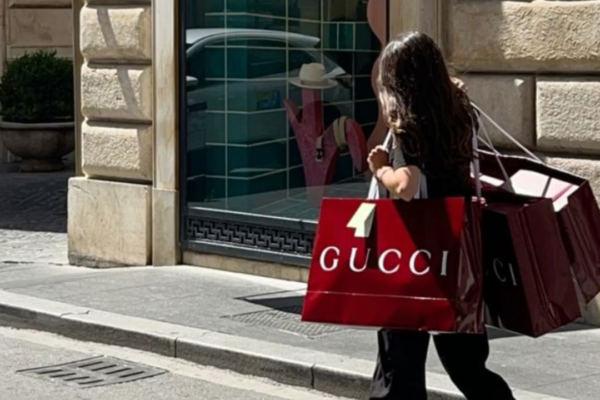 5 things you need to know before purchasing your first luxury bag