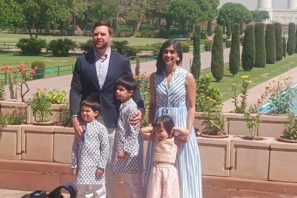 USHA VANCE brings summer chic to the Taj -Mahal in the wind lanes | – India’s times