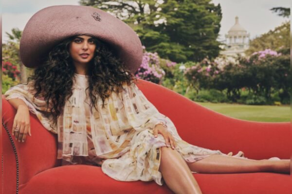 How to look rich: one fashionable managing people with old money swear! – India’s times