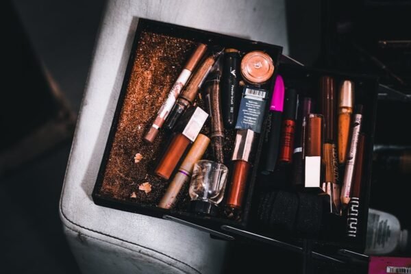 Makeup sets: from lipstick to mascara, all your makeup items in one place; Our 8 best elections for you