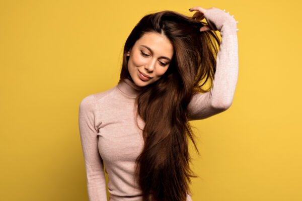 The doctor shares 5 natural, scientific tips for hair growth: Use rosemary oil