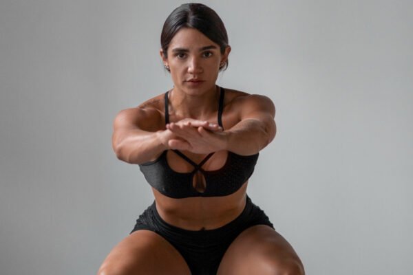 Want to reduce internal fat fat? The fitness trainer shares a 10-minute workout without a gym and equipment to do at home