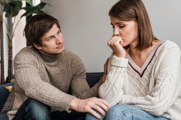Always on the verge of the relationship? Know the reasons and 3 ways of treating anxious affection style