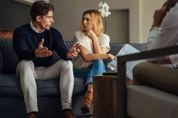 5 subtle signs of toxic communication and how to fight it