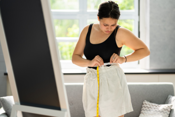 Squats against the wall sit: Which one is better for instant weight loss?