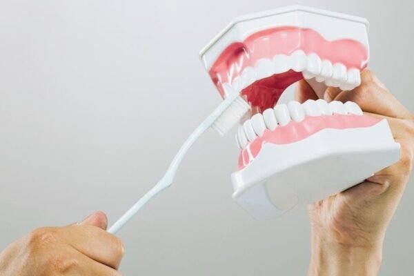 Heart disease: Brushing your teeth at night? Here’s how it can lead to heart disease | – India’s times