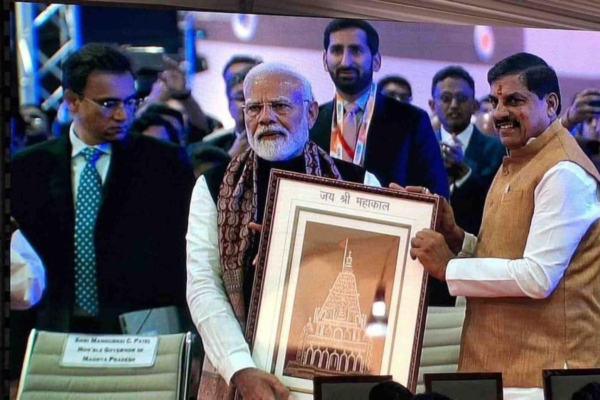 Travel Zardosi: Wall art can also be rich, says artist whose picture Zardozi was gifted by the Prime Minister Narendra Modi