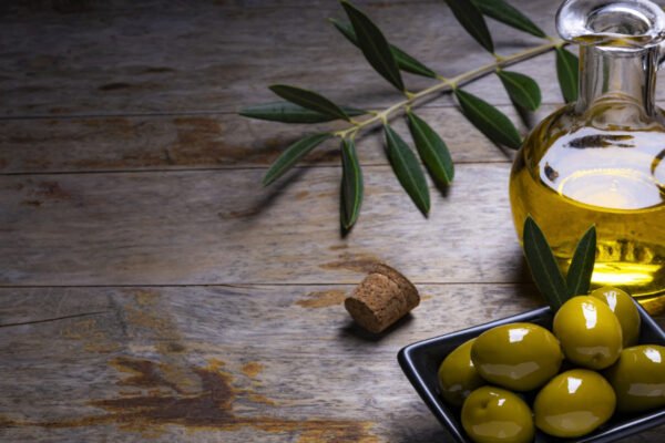 Is olive oil useful? A nutritionist is divided for health benefits, dangers and tips for use